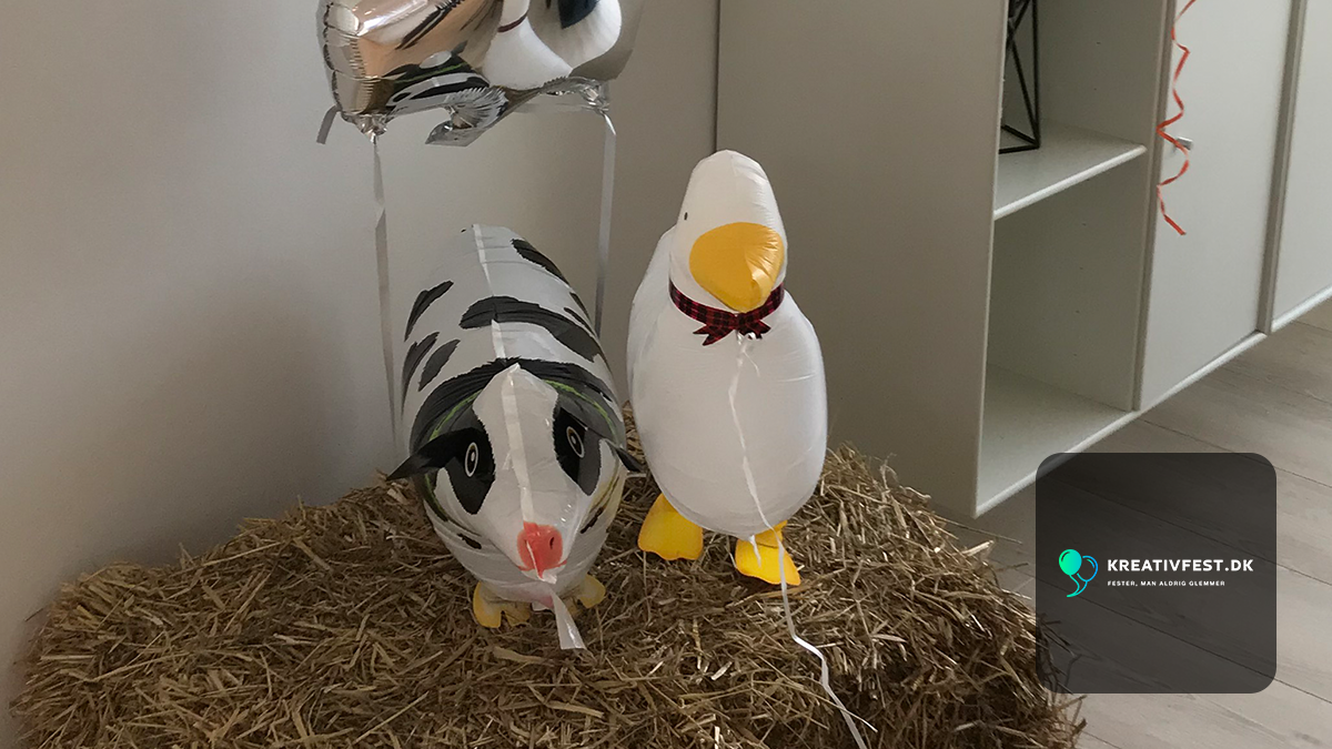 Uddeling 1 år_Bondegård_with logo in corner_animals_1200x675px